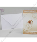 <p>Оригинальное свадебное приглашение с изображение цветов и обручальных колец. Складывается на две части по вертикали, а текст печатается внутри с правой стороны. В стоимость включен белый конверт.</p>
