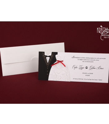 <p>Свадебное приглашение, текст которого печатается на кремовом картоне. С левой стороны изображен костюм жениха, а рядом прикреплено платье невесты. В качестве аксессуара используется красная ленточка. В стоимость включен конверт. (Количество ограничено)</p>