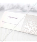 <p>Банкетные карточки или гостевые карточки применяются на свадебном банкете, чтобы определить место каждого гостя за свадебным столом, также эти карточки имеют внутри отделение и могут быть использованы в виде конвертов для денег. В стоимость включена печать текста (цветной или черный).</p>