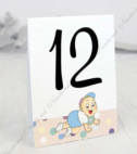 Номер для стола из дизайнерского картона. Идеальный вариант, чтобы проинформировать гостей о номере стола.
