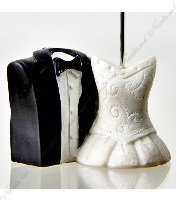<p>Стильная подставка в форме фигур невесты и жениха для поддержки изображений или номеров столов.</p>