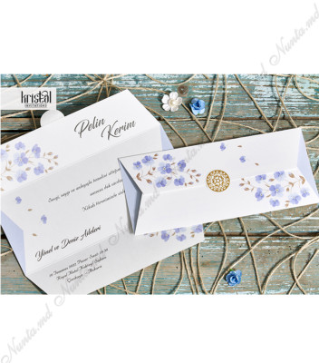 <p>Ограниченный запас.</p><p>Красивое свадебное приглашение с изображением цветочного декора. В цену не входит дополнительный конверт.</p>
