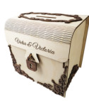 <p>Деревянная подарочная коробка для сбора денег на свадьбу. БЕСПЛАТНАЯ персонализация. Может быть выполнена в стандартной или индивидуальной форме.</p>