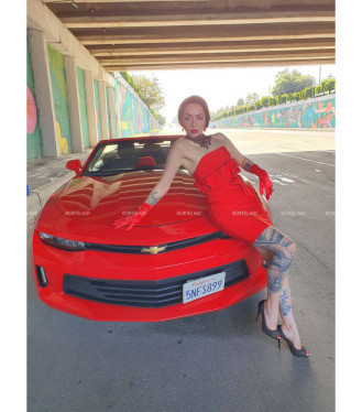 Аренда Кабриолет Chevrolet Camaro красного цвета.